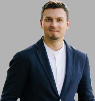 Андрей Ахмадзянов