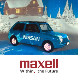 Профессиональные инсталляционные проекторы Maxell создали видеомэппинг на ретроавтомобиль Nissan Pao по имени Пабло 