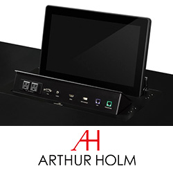 Встраиваемый монитор Arthur Holm с выдвижной панелью разъемов: все под рукой 