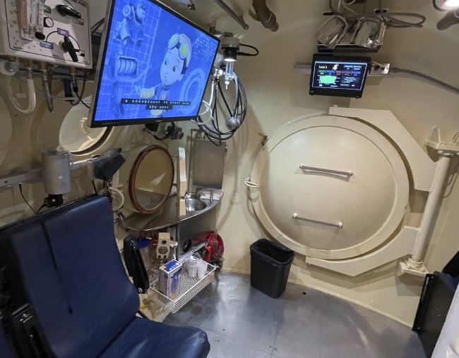 Система AV over IP на оборудовании WyreStorm для центра здравоохранения 