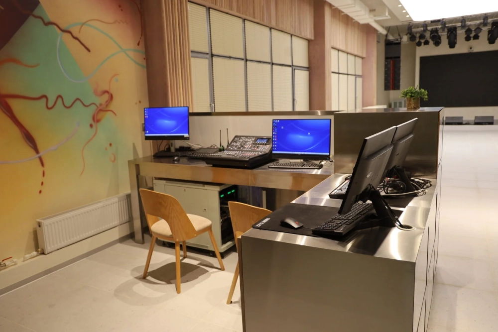 Hi-Tech Media поставила оборудование для проекта АРТ-РЕЗИДЕНЦИЯ «ПУРМОЛ», фото-11