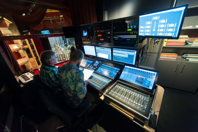 Dante в Бургтеатре_650х433-05.jpg