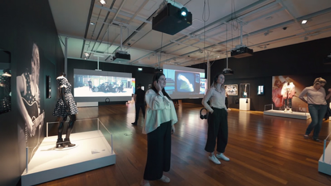 Maxell, Музей Брисбена, выставка