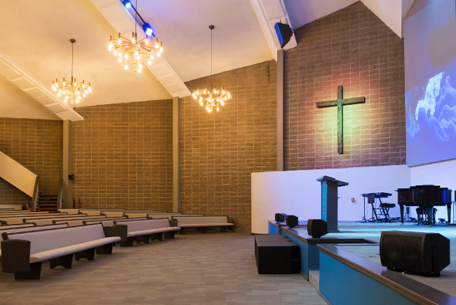 Усилители Linea Research установлены в Часовни Калвари, г.Тастине, штат Калифорния