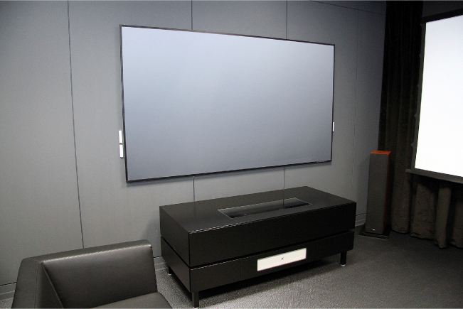 Акустическими системами K-Array оборудован Демонстрационный центр Epson в Милане.