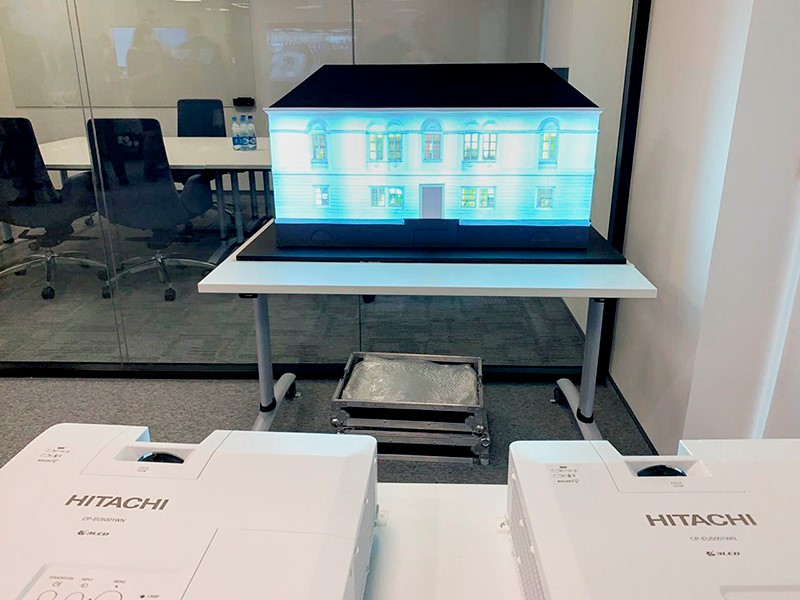 Посетители с интересом отнесли к демонстрации 3D-мэппинга, создаваемых при помощи проекторов Hitachi (Maxell)﻿ и процессора AV-Shtumpfl