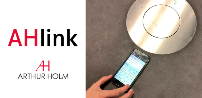 Управляйте конференц-залом Arthur Holm с мобильного устройства через мобильное приложение AHlink 