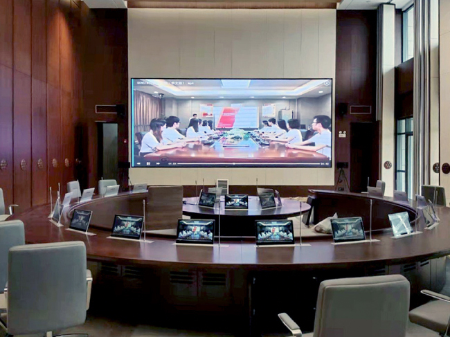 Выдвижные безбумажные конференц-системы GONSIN в НИИ Менсиуса, фото-3