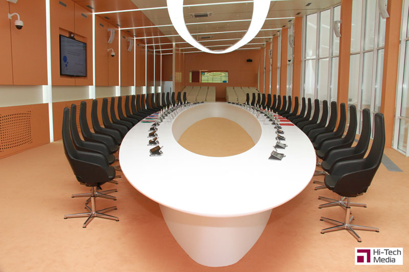 Мультимедийная конференц-система для зала заседаний