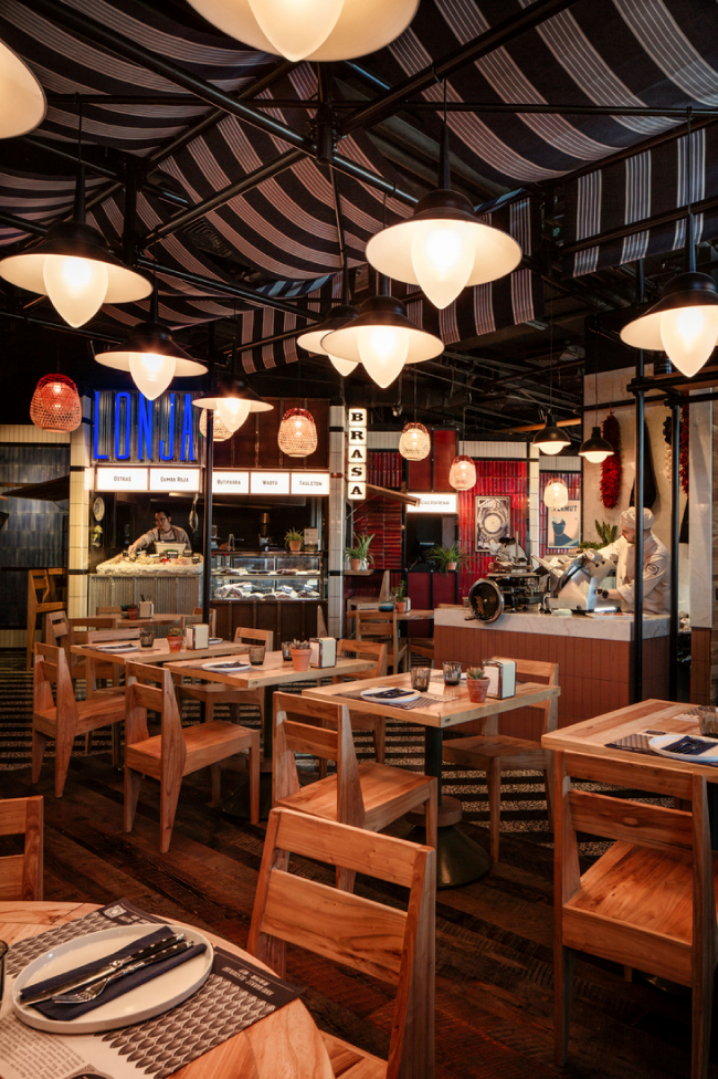 Акустические системы K-Array установлены в испанском ресторане Migas-Mercado