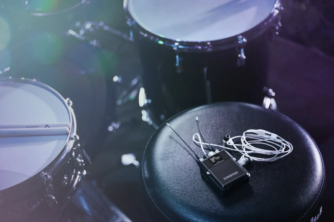 Shure представляет цифровую беспроводную систему ушного мониторинга Axient Digital PSM, фото-7