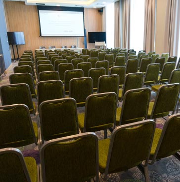 Мультимедийный зал гостиницы