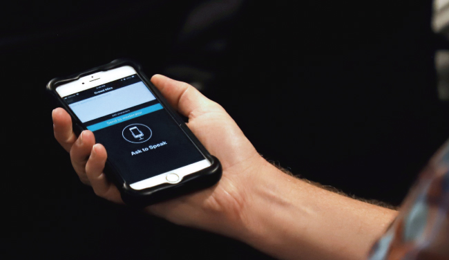 Biamp Crowd Mics™ - удобство общения аудитории