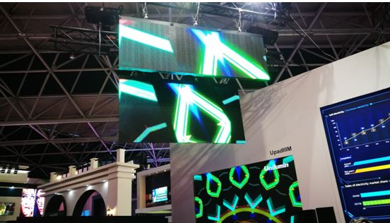 Светодиодные экраны UpadIIIM для помещений и UpadIIIH для уличного применения