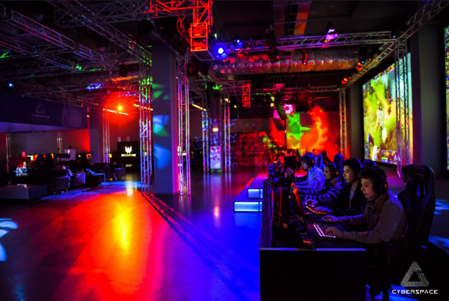 С момента открытия на площадке Cyberspace прошли сотни киберспортивных турниров, трансляции важнейших игровых кубков России, а также аниме фестивали, концерты и корпоративные мероприятия.
