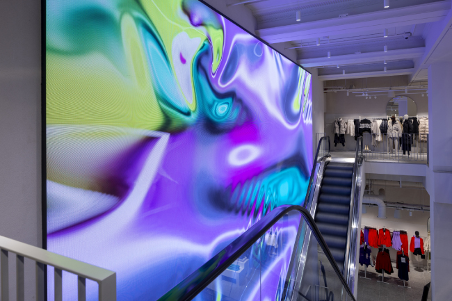Крупнейший в Европе LED-экран от Leyard в флагманском магазине H&M в Лондоне, фото-05