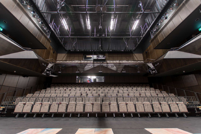 EM Acoustics, Театральное пространство Саутгемптона, общий вид на зал