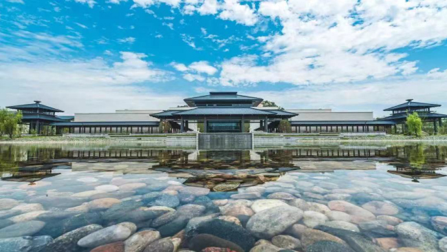 Выдвижные безбумажные конференц-системы GONSIN в НИИ Менсиуса, фото-1