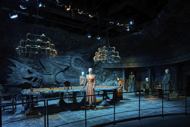 Эпическое освещение Elation в студии «Игры престолов», фото-7