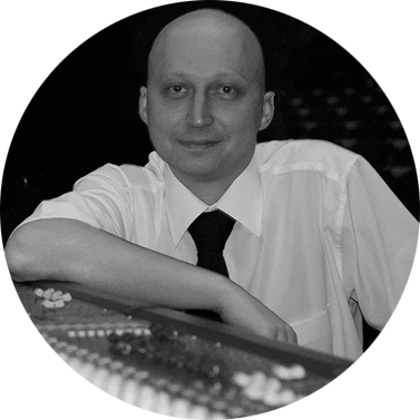 •	Юрий Борунков, звукорежиссер, системный инженер, лектор Shure Audio Institute