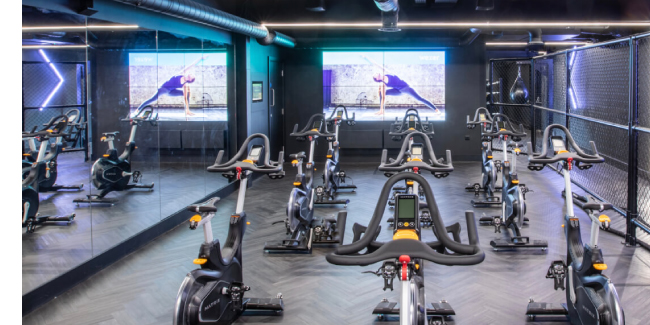 Эффектные видеостены футбольного клуба «Макклсфилд Таун» с WyreStorm-2