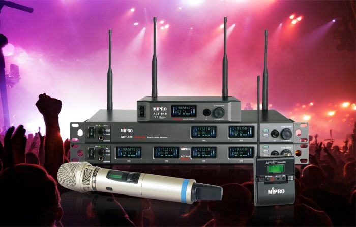 ACT-800 Флагманская цифровая радиосистема серии 800 ACT-800 Флагманская цифровая радиосистема серии 800