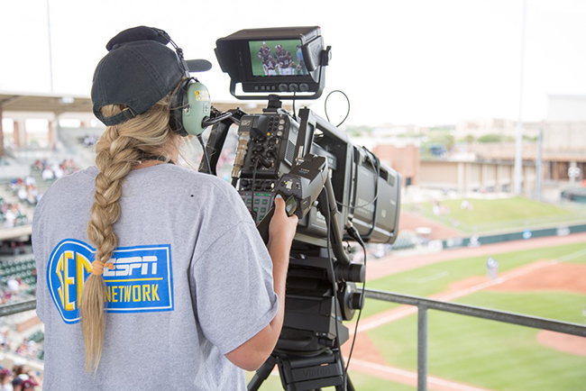 Audinate Dante, университет Texas A&M, прямая трансляция