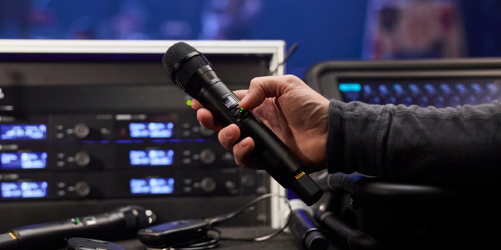 Shure представляет беспроводную микрофонную систему SLX-D+, фото-1