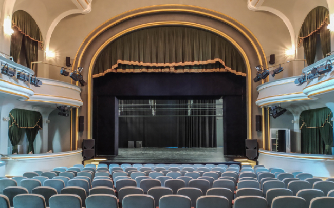 преимущество Renkus-Heinz – возможность создавать цифровые управляемые лучи