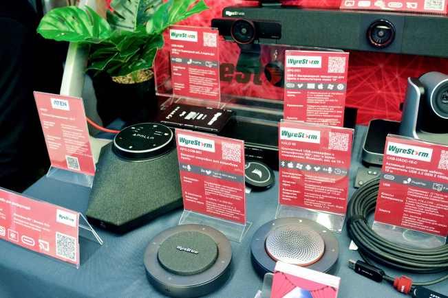 Hi-Tech Media продемонстрировала инновационные решения для видеоконференций на «Видео+Конференция 2022»_фото_02