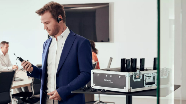 Надежное и стильное решение для синхроперевода — Televic Lingua R, фото-3
