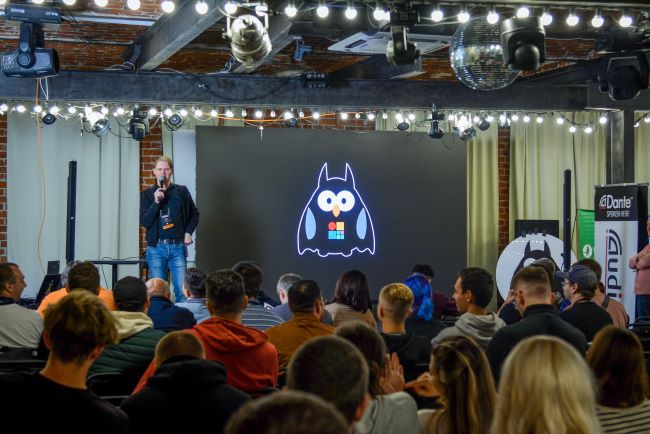 Павел Шемякин выступил на слете стримеров с рассказом про Dante