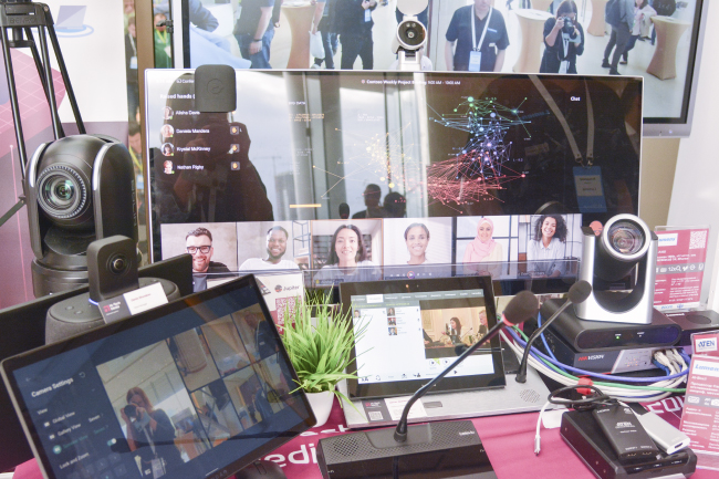 Confidea FLEX G4﻿ - На стенде Hi-Tech Media во время мероприятия Видео+Конференция 2023, фото-15