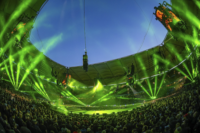 Proteus Excalibur добавил энергию и мощь в концерт Metallica , фото-2