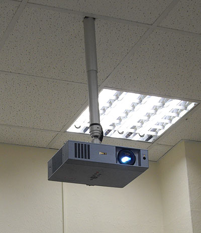 Демо-зал проектор