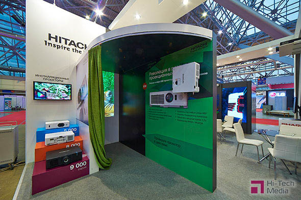 Революционный проектор Hitachi впервые в Москве
