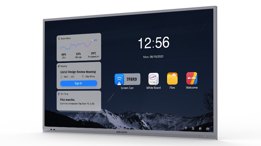 Интерактивные дисплеи поступили на склад компании Hi-Tech Media
