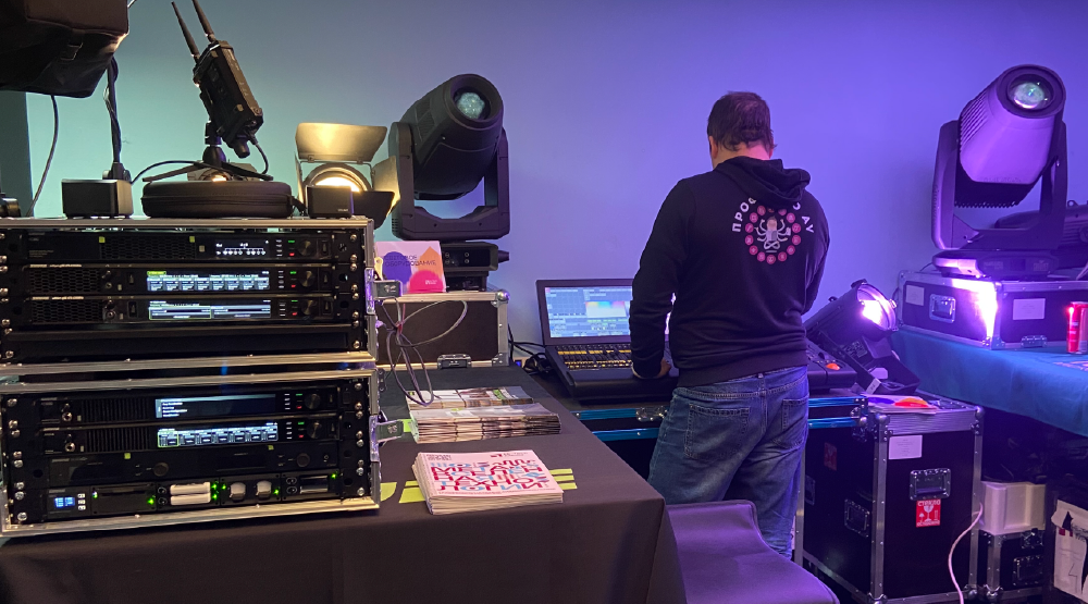 «Хай‑Тек Медиа» приняла участие в Конференции прокатчиков в Самаре? ajnj-3