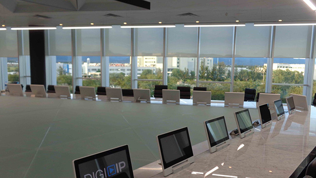 Финансовая компания выбирает мониторы Arthur Holm для зала заседаний