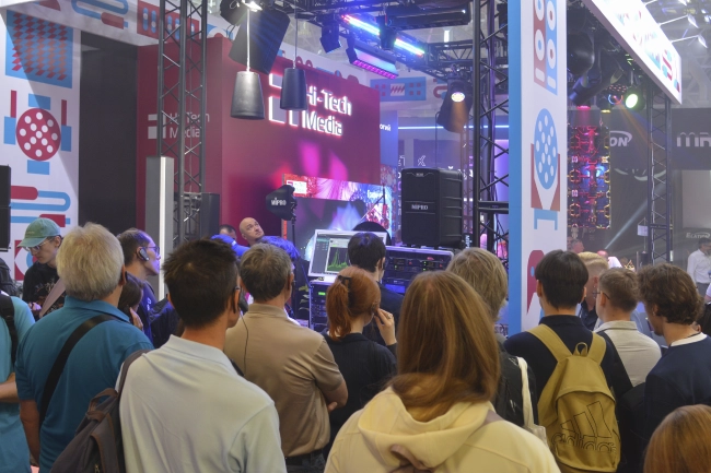 На стенде Hi-Tech Media,участника выставки Light+Audio Tec-2024, фото-18