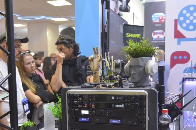 На стенде Hi-Tech Media,участника выставки Light+Audio Tec-2024, фото-65