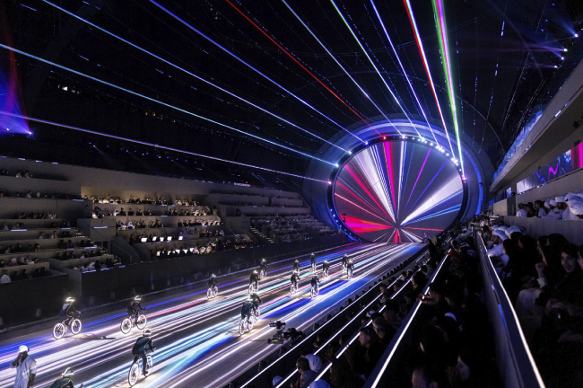 Elation Proteus на праздновании Национального дня ОАЭ, фото-3