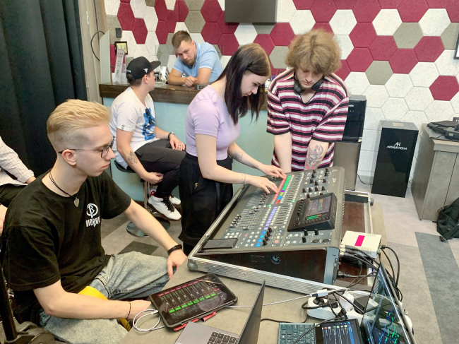 HALO-B раскрыл возможности звука в шоуруме Hi-Tech Media, фото-7