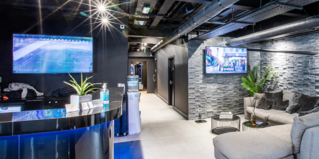 Эффектные видеостены футбольного клуба «Макклсфилд Таун» с WyreStorm, фото-1