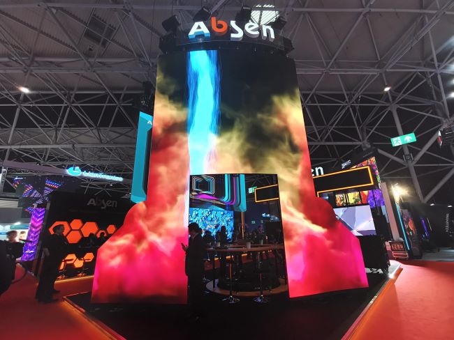 На всемирно известной выставке компания-производитель организовала сразу 2 стенда общей площадью более 300 квадратов — это самая крупная инсталляция от Absen за все время их участия в ISE, имеющая громкое название - Evolution. On Display.