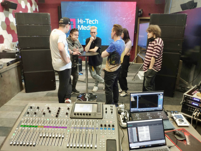 HALO-B раскрыл возможности звука в шоуруме Hi-Tech Media, фото-1