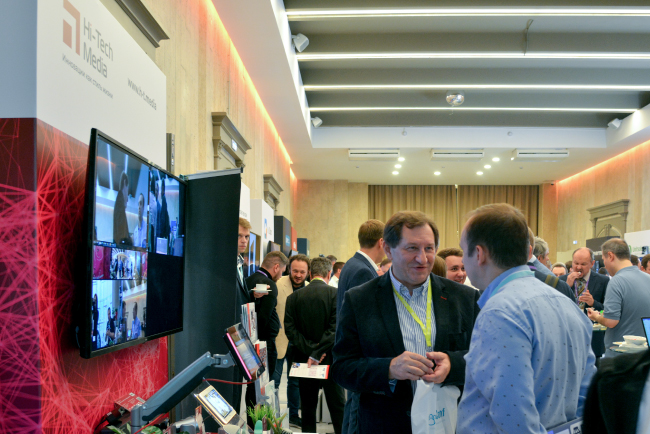 Hi-Tech Media продемонстрировала инновационные решения для видеоконференций на «Видео+Конференция 2022»_фото_01