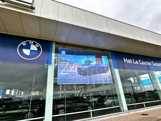 Современный стиль BMW Le Couter с прозрачным LED-экраном Leyard Tfree, фото-01